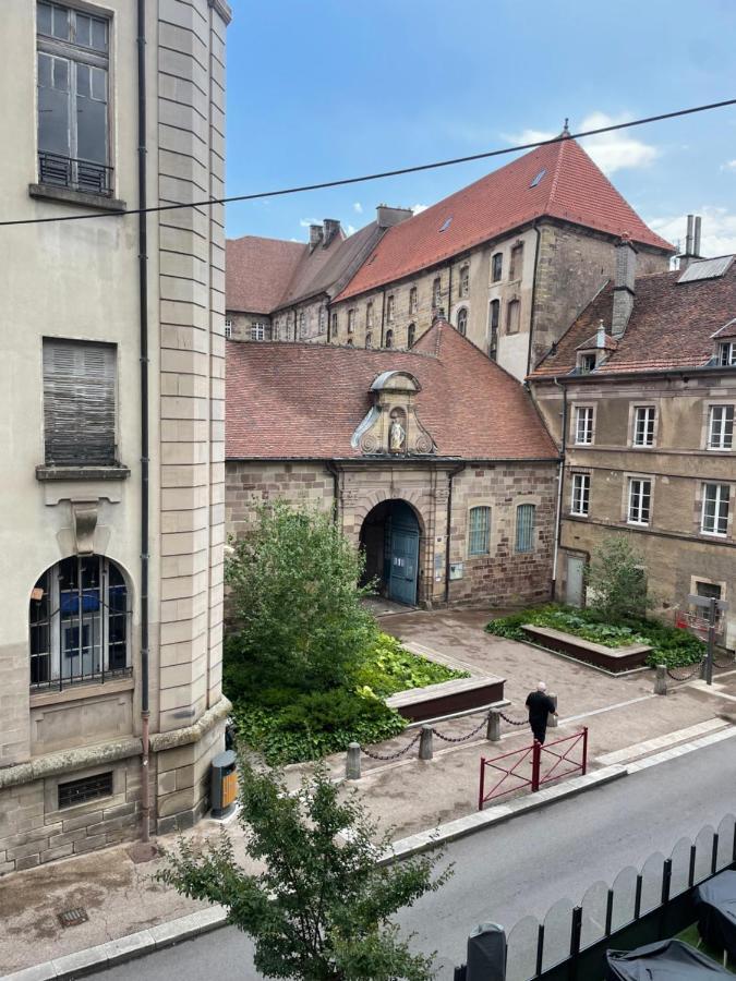 F1 Centre Historique Saint Valbert Luxeuil-les-Bains Εξωτερικό φωτογραφία